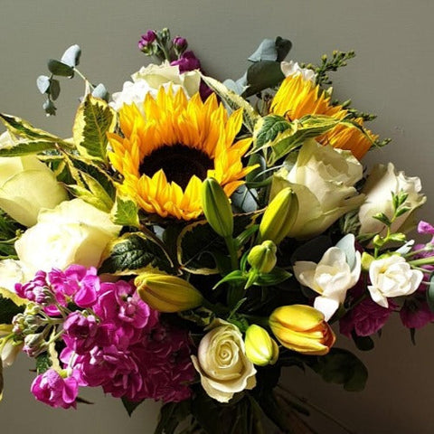 Flowers by Occasion delivery in Winchester