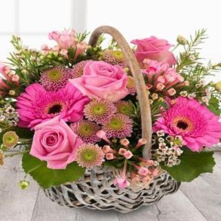 fUNERAL basket Delivery Southampton Crematorium Mills in Bloom