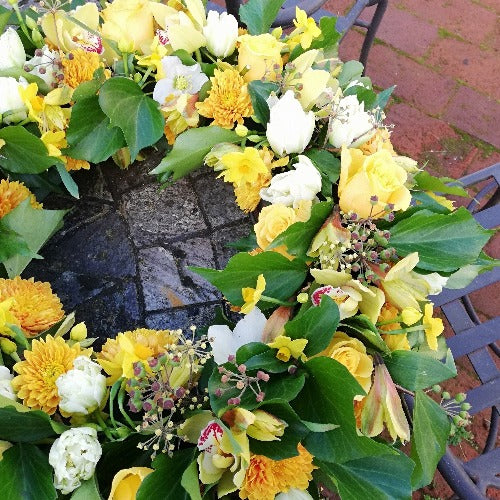 Appleshaw - Cream and Yellow Rose Funeral Wreath