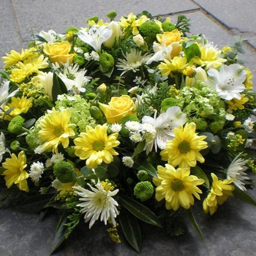 Appleshaw - Yellow Roses, Cream,Lime Wreath - Millefiori Flowers Amesbury